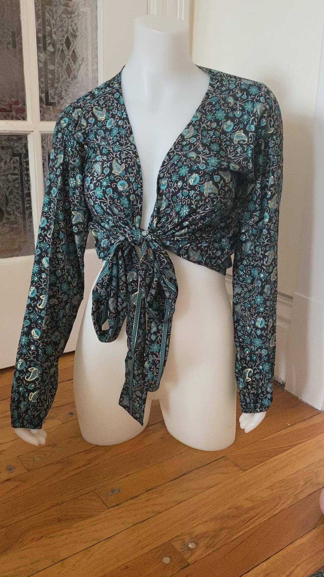 Demi Kimono 70% VRAIE SOIE VERT+NOIR *(Manche bohème)